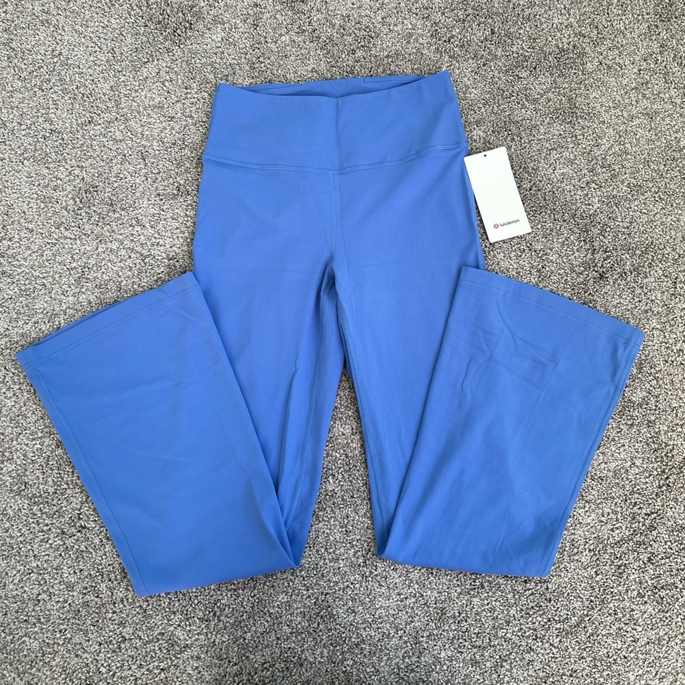 LULULEMON ATHLETICA Groove Super-High-Rise Flared Pant Nulu 10 NWT LL-32 - Picture 6 of 10